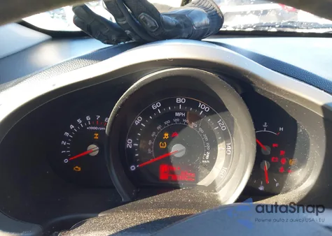 2014 Kia Sportage Lx z USA, uszkodzony, nr VIN KNDPBCAC8E7568174